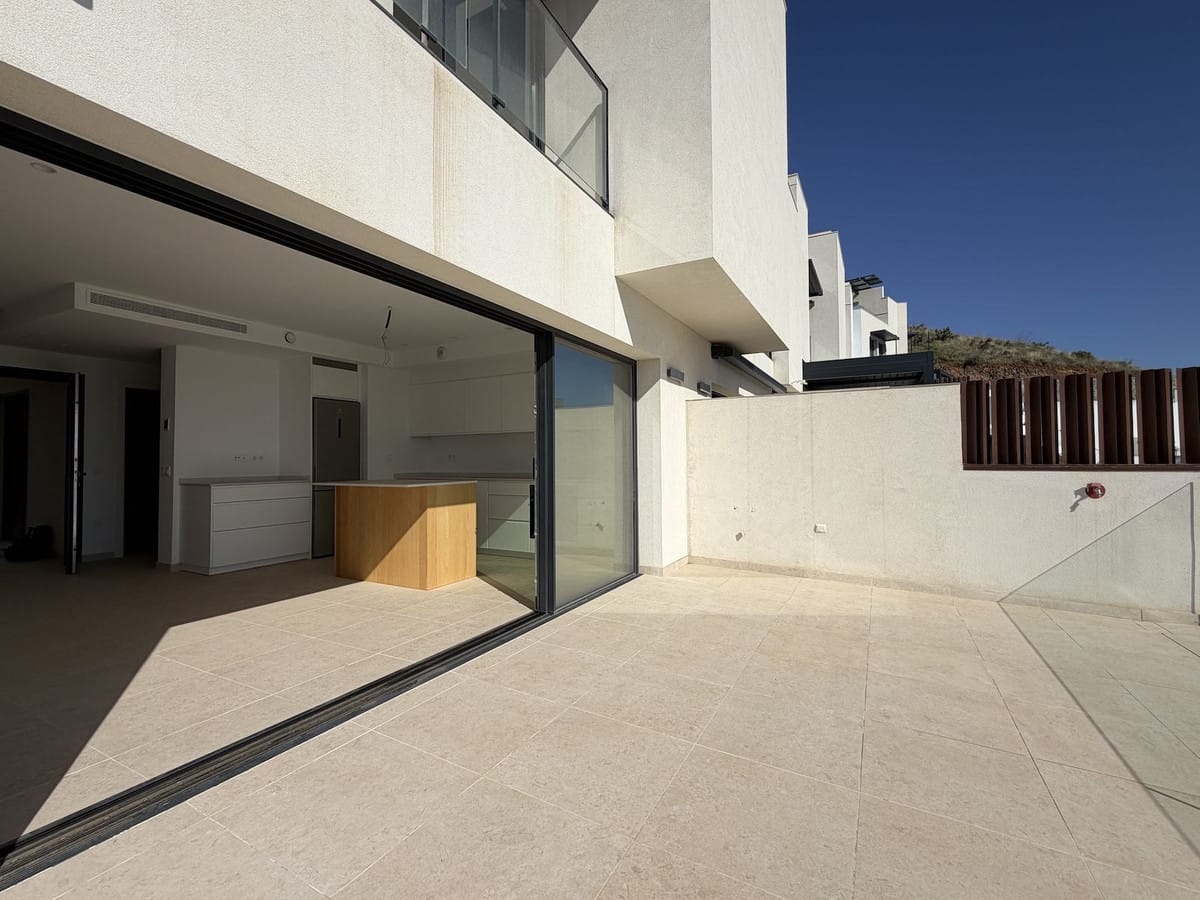 Drie-slaapkamerwoning in Torrox Costa in Torrox Costa - foto 5