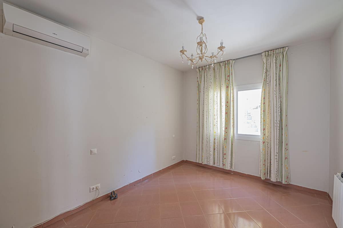 4-slaapkamer villa in El Paraiso in El Paraiso - foto 13
