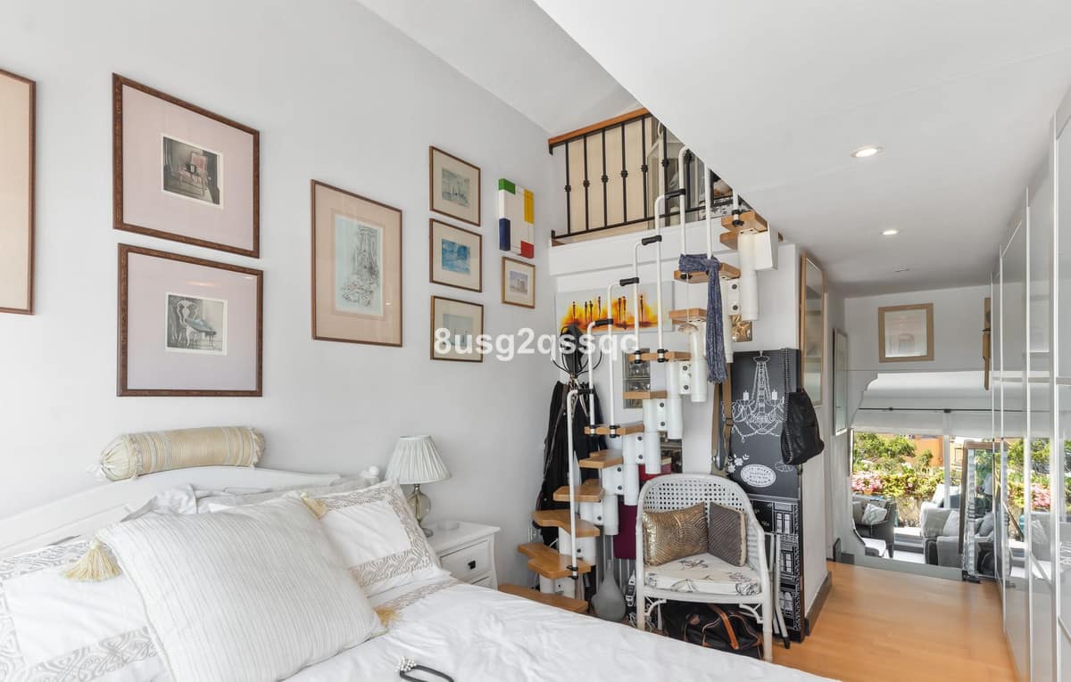 3 bedroom Apartment in Estepona in Estepona - foto 16