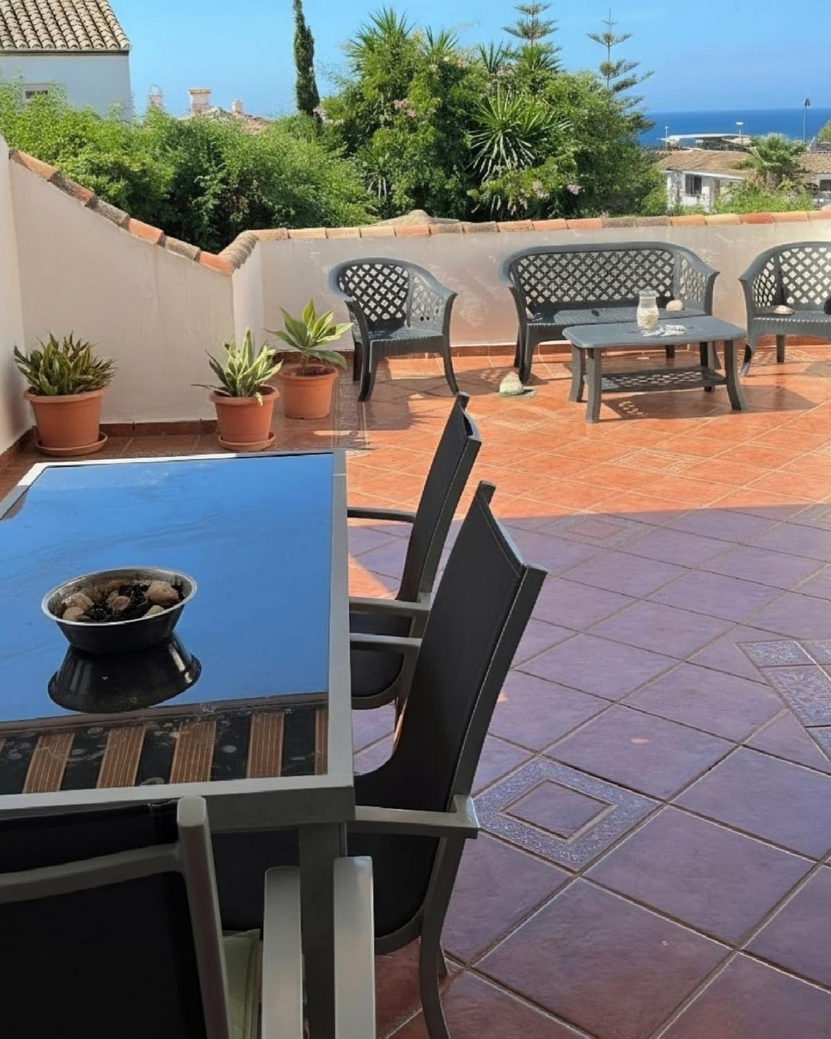 Uitzonderlijk gelijkvloers 2-slaapkamer appartement met zeezicht en ruim terras – Miraflores, Mijas Costa in Miraflores - foto 12