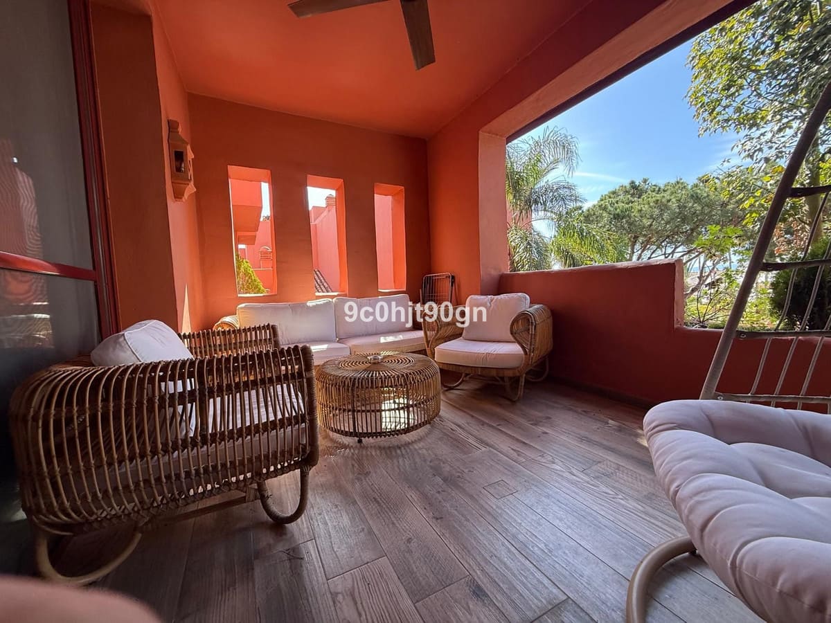 Drie-slaapkamer appartement in Elviria in Elviria - foto 10