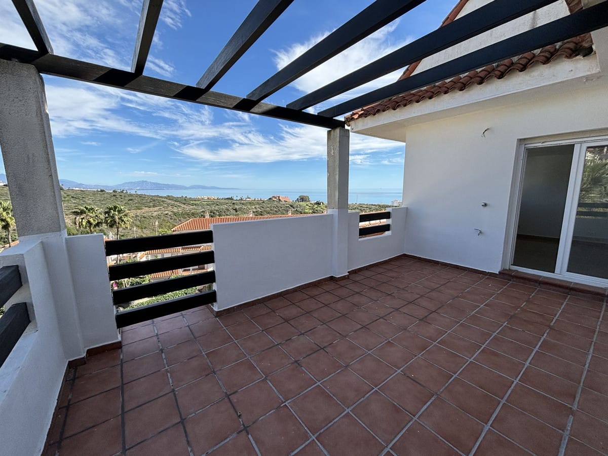 Penthouse met drie slaapkamers in La Duquesa in La Duquesa - foto 11