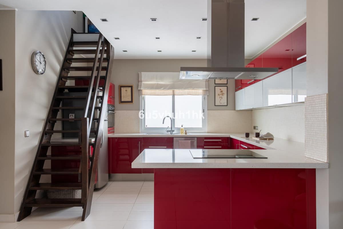 Twee-slaapkamer appartement in Nueva Andalucía in Nueva Andalucía - foto 3