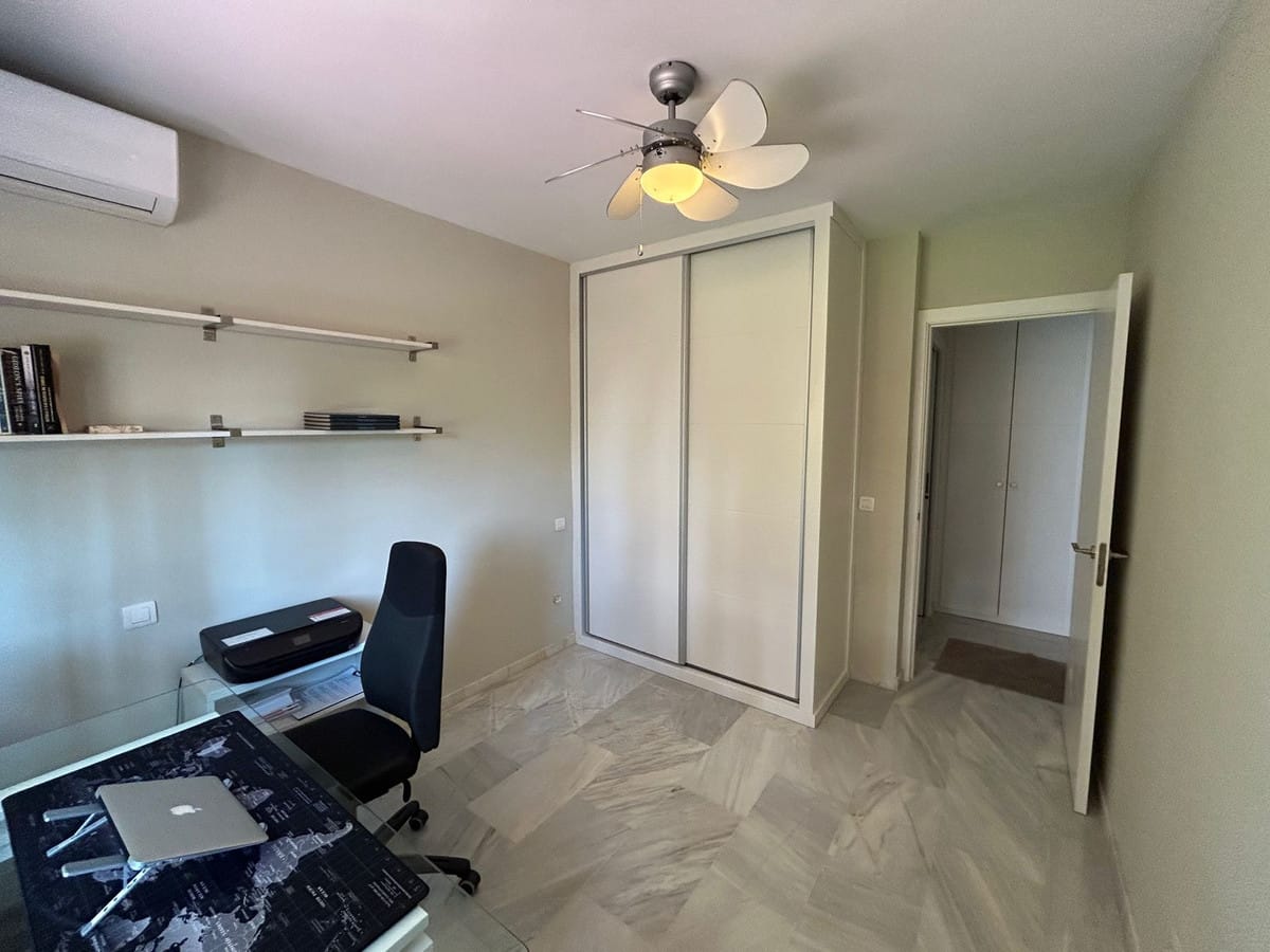 Hoekwoning met grote privétuin in Lomas de Monte Biarritz, Atalaya in Atalaya - foto 15