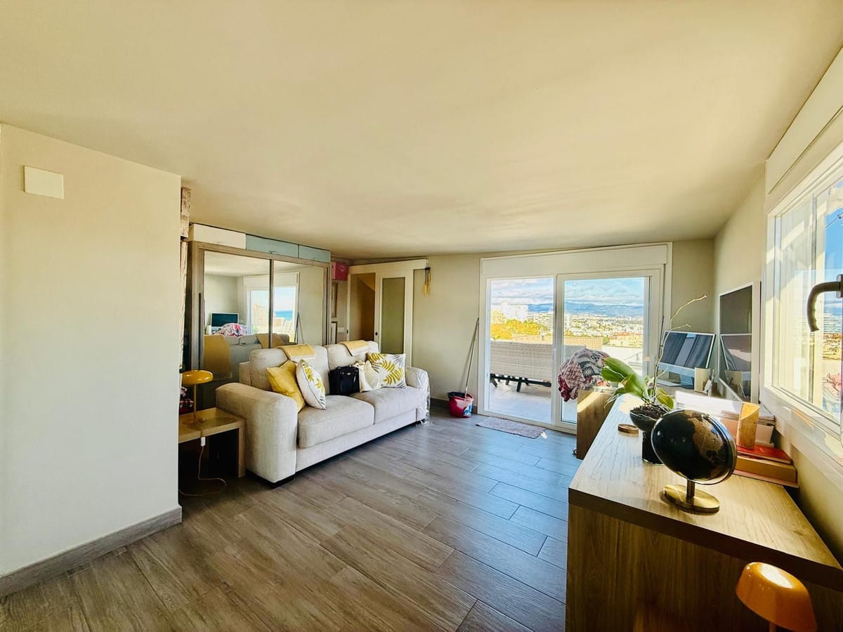 Exclusieve designer duplex penthouse met drie terrassen en zeezicht in Torremolinos in Torremolinos - foto 11