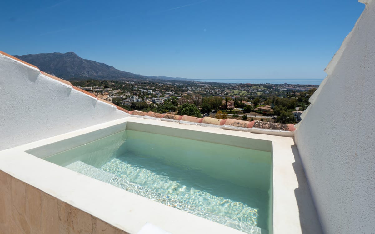 Drie-slaapkamer duplex penthouse in Benahavís (Monte Halcones) in Benahavís - foto 5