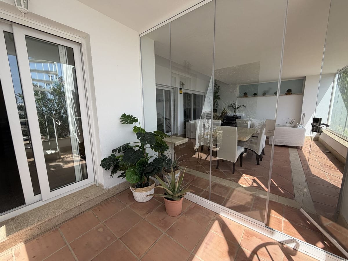 Drie slaapkamers, halfvrijstaande duplex-tussenwoning in Marbella (Santa Clara) in Marbella - foto 12