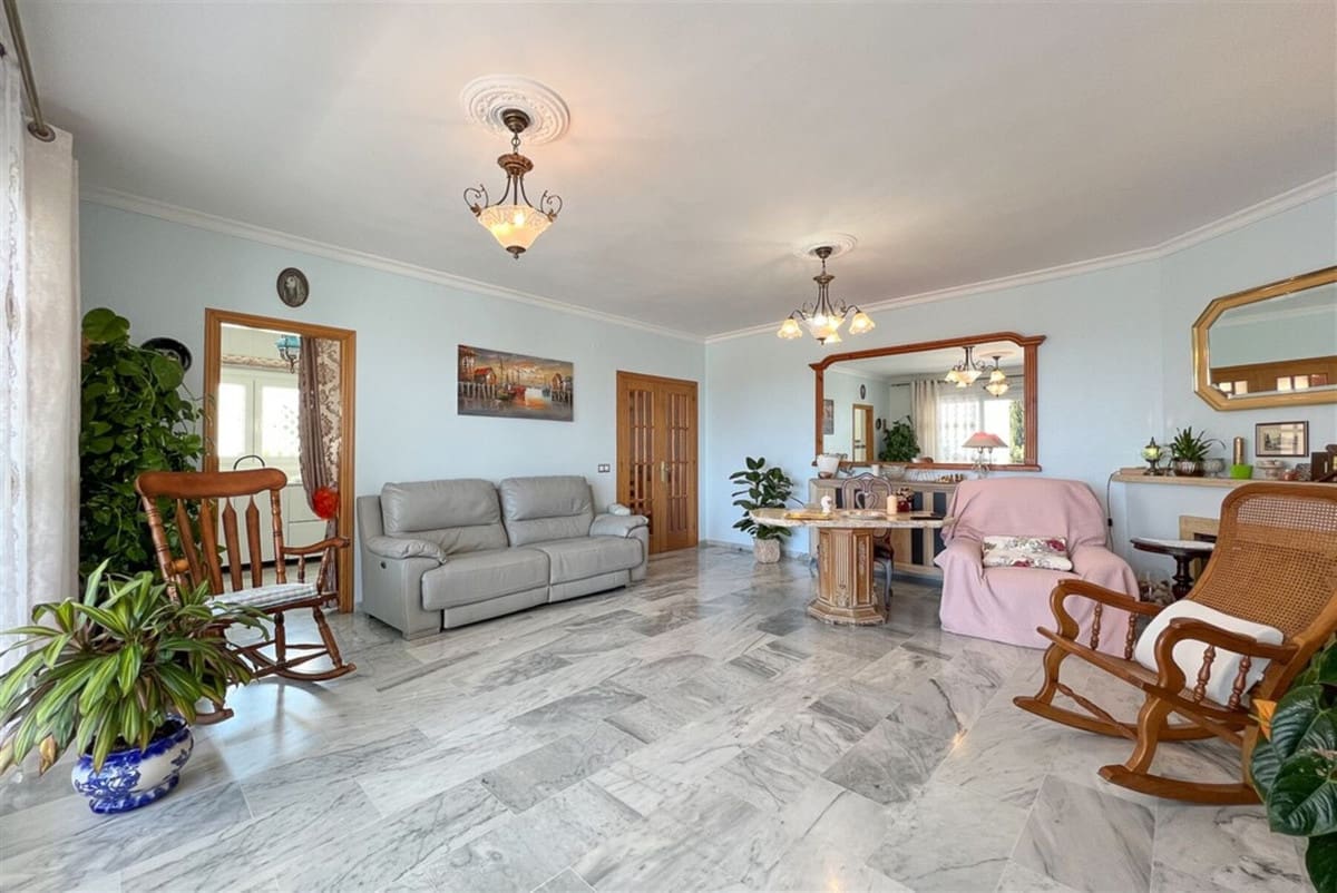 Stadswoning met 4 slaapkamers in Calahonda in Calahonda - foto 6