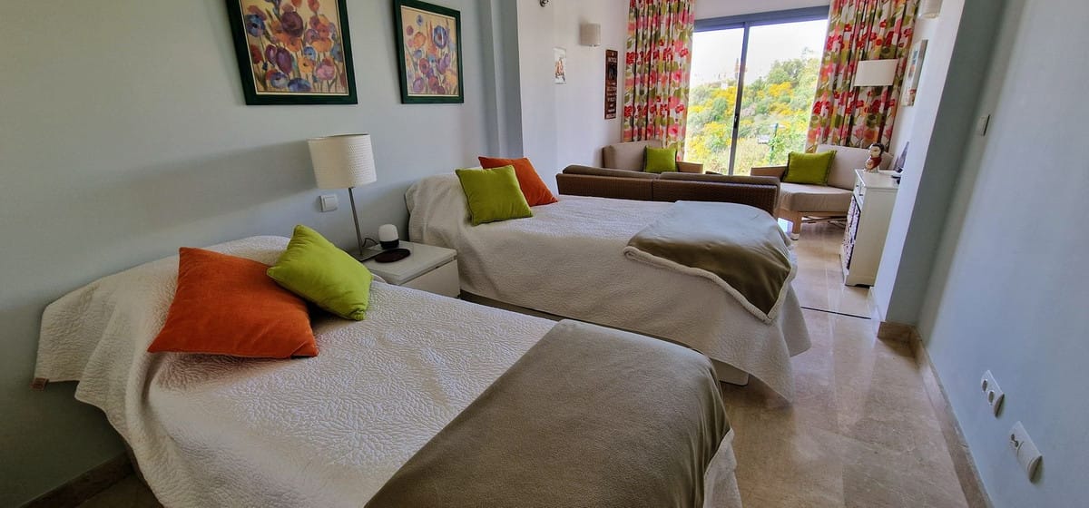Drie-slaapkamer stadswoning in Cabopino in Cabopino - foto 17