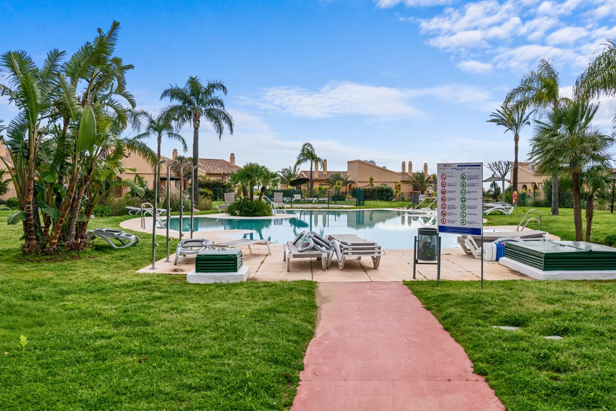 Drie-slaapkamer penthouse in Benahavís met panoramisch zeezicht in Benahavís - foto 17