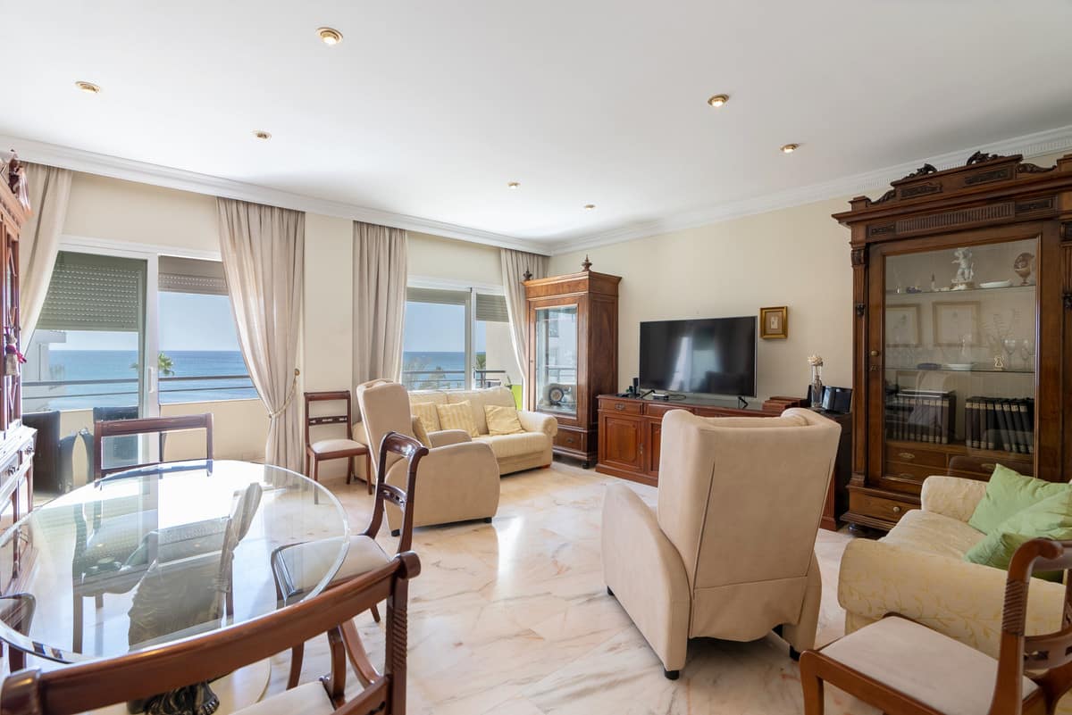 Drie-slaapkamer appartement in Estepona in Estepona - foto 5