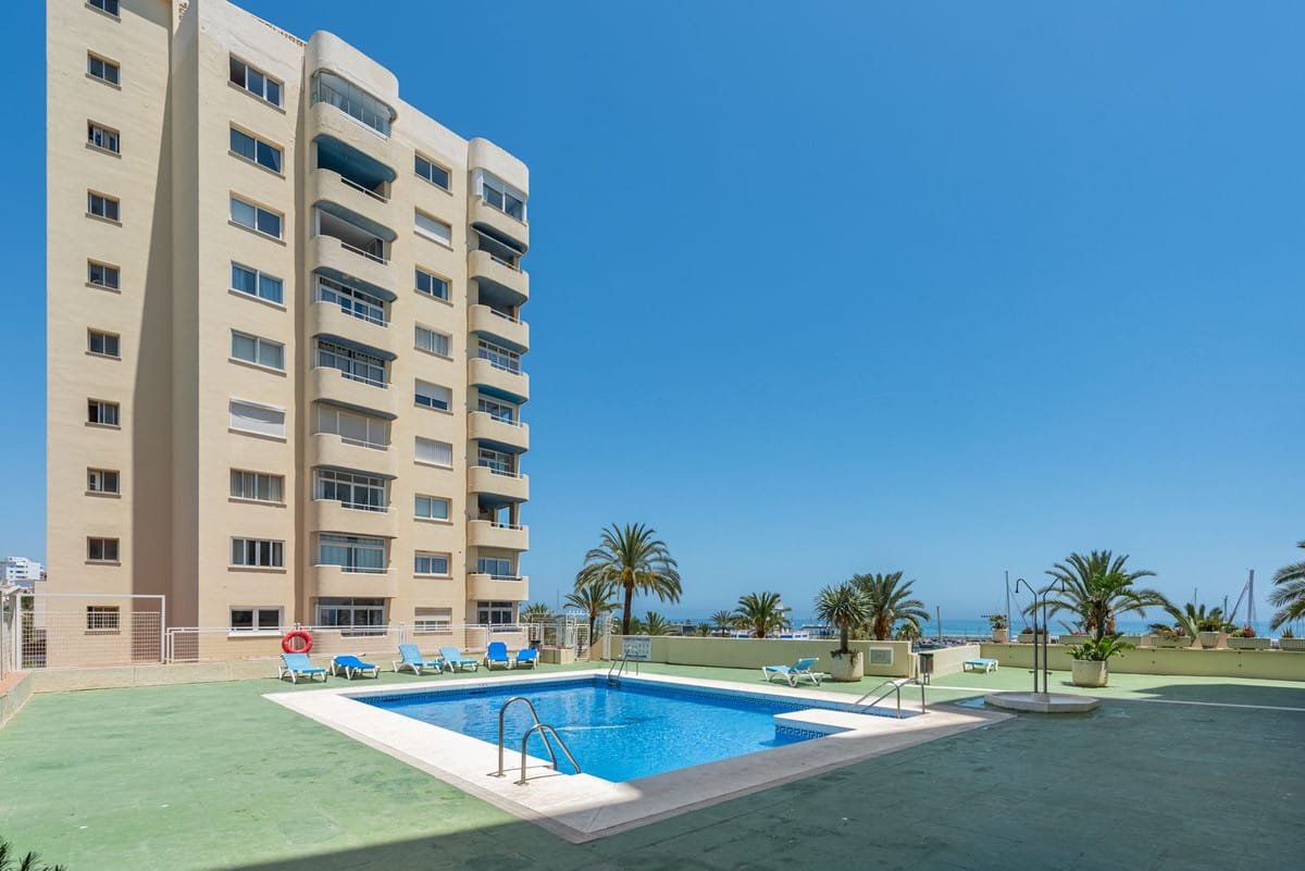 Één-slaapkamer appartement in Estepona, Puerto Paraíso in Estepona - foto 19