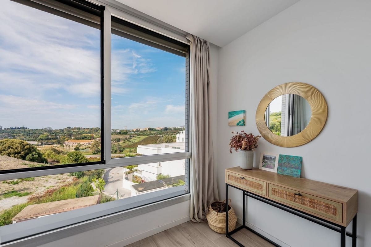 3-slaapkamer townhouse met privé solarium en zeezicht in Cancelada, Estepona in Cancelada - foto 9
