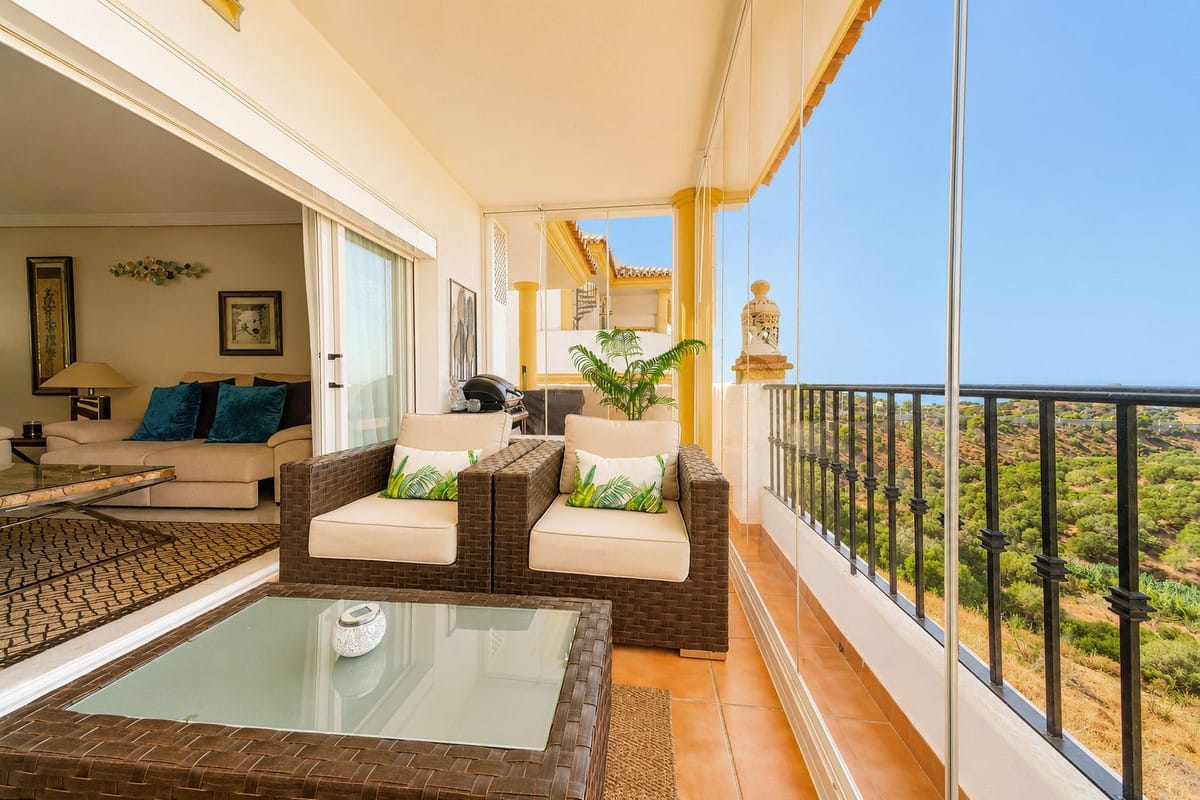 2 bedroom Apartment in Calahonda in Calahonda - foto 4