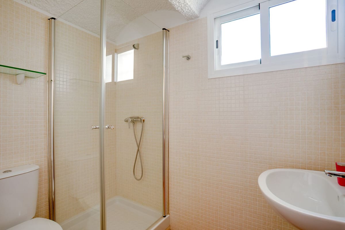 3-slaapkamer villa aan het strand in Estepona in Estepona - foto 14