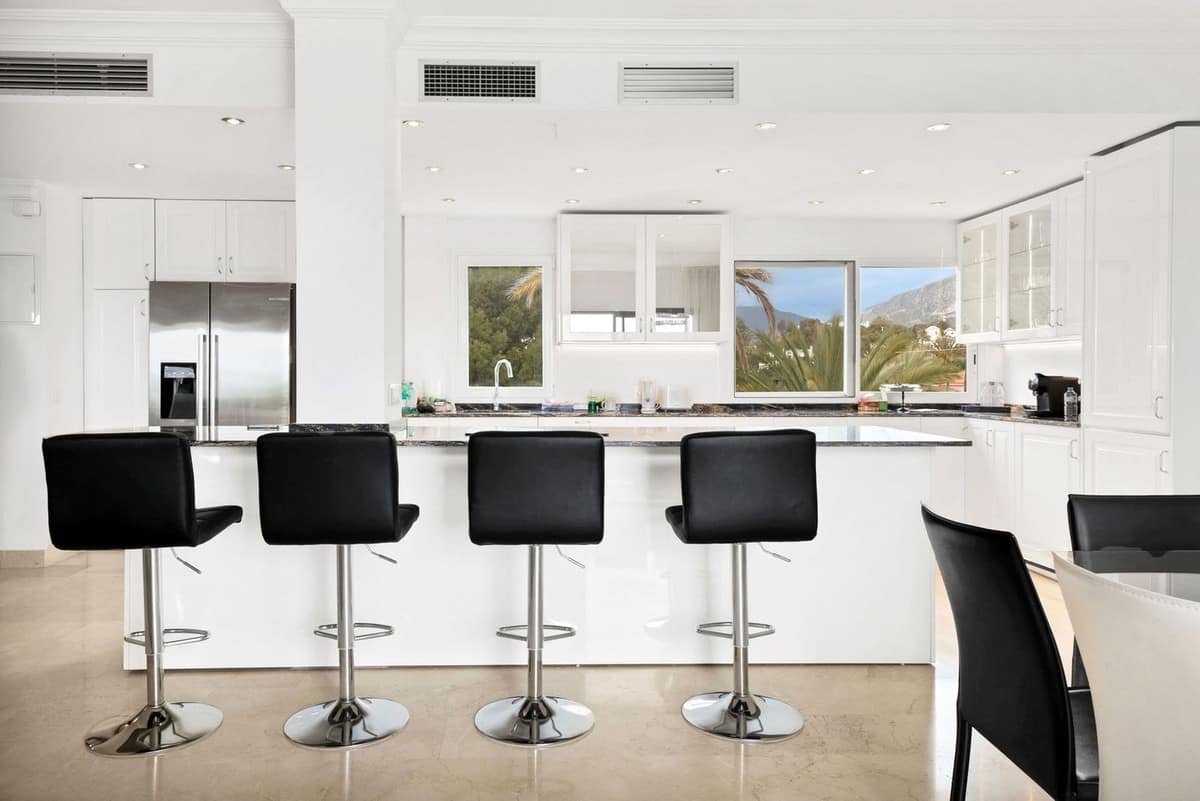 Penthouse met 3 slaapkamers aan Marbella’s Golden Mile in Marbella - foto 12