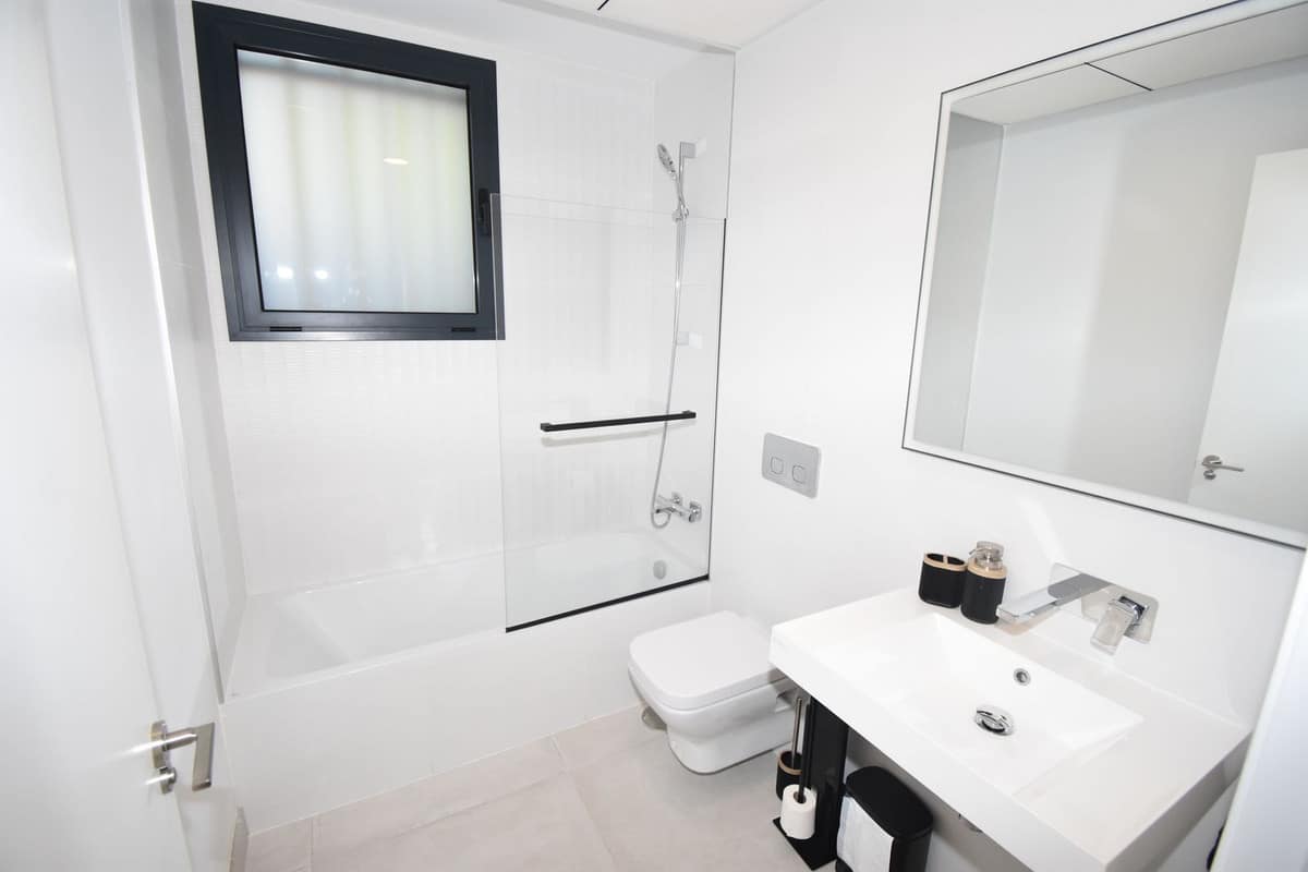 Prachtige 4-slaapkamer rijtjeswoning in Mijas Costa in Mijas Costa - foto 15