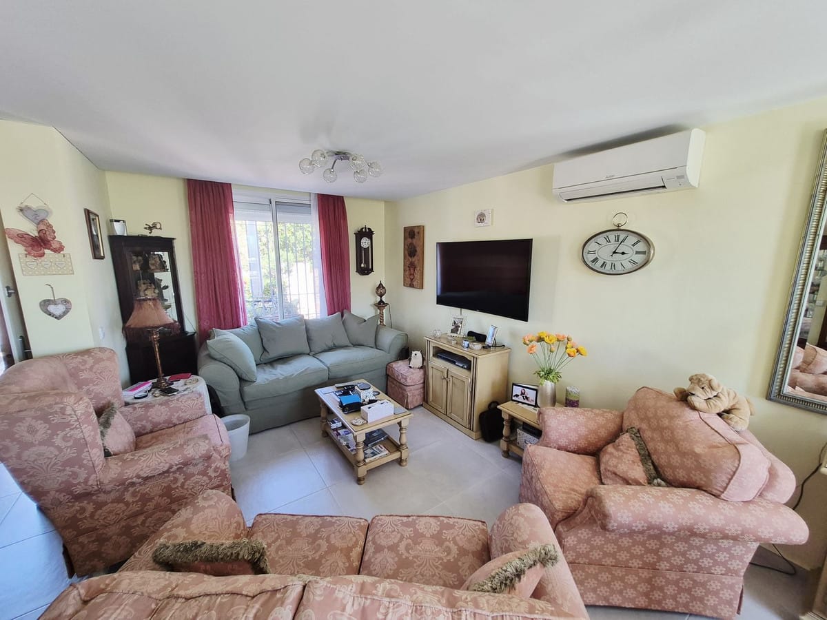 Tussenwoning met 2 slaapkamers in El Chaparral, Málaga in El Chaparral - foto 6