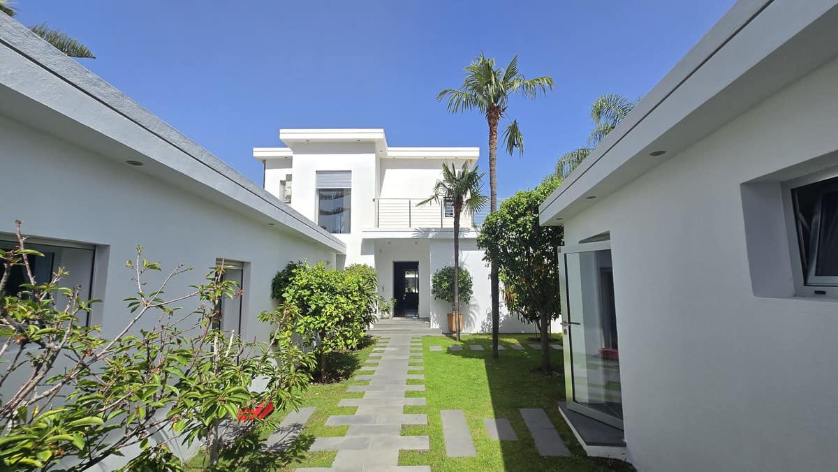 5-slaapkamer villa in Nueva Andalucía in Nueva Andalucía - foto 3