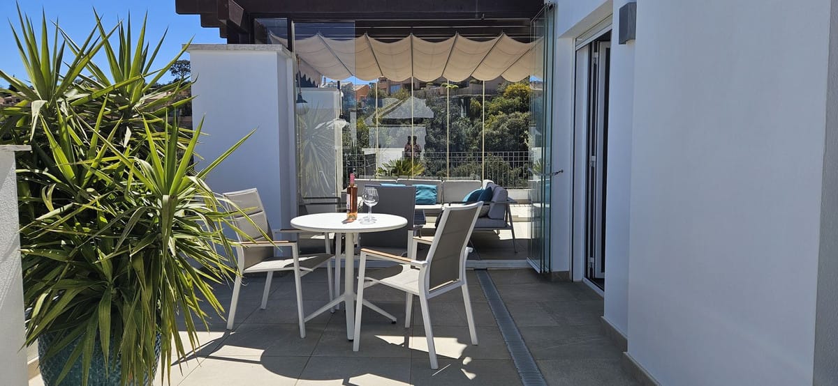 Panoramisch zeezicht penthouse op één niveau in La Mairena in La Mairena - foto 12