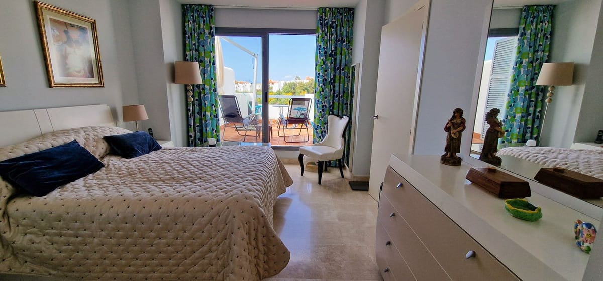 Drie-slaapkamer stadswoning in Cabopino in Cabopino - foto 13