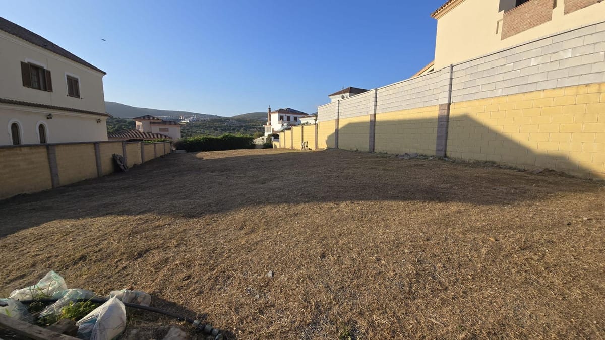 Kavel in La Línea in La Línea - foto 2