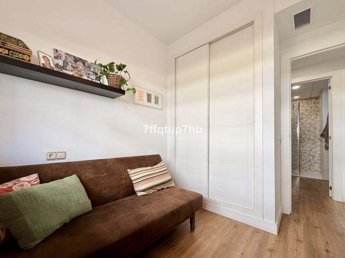 Drie-slaapkamer appartement in Estepona in Estepona - foto 17