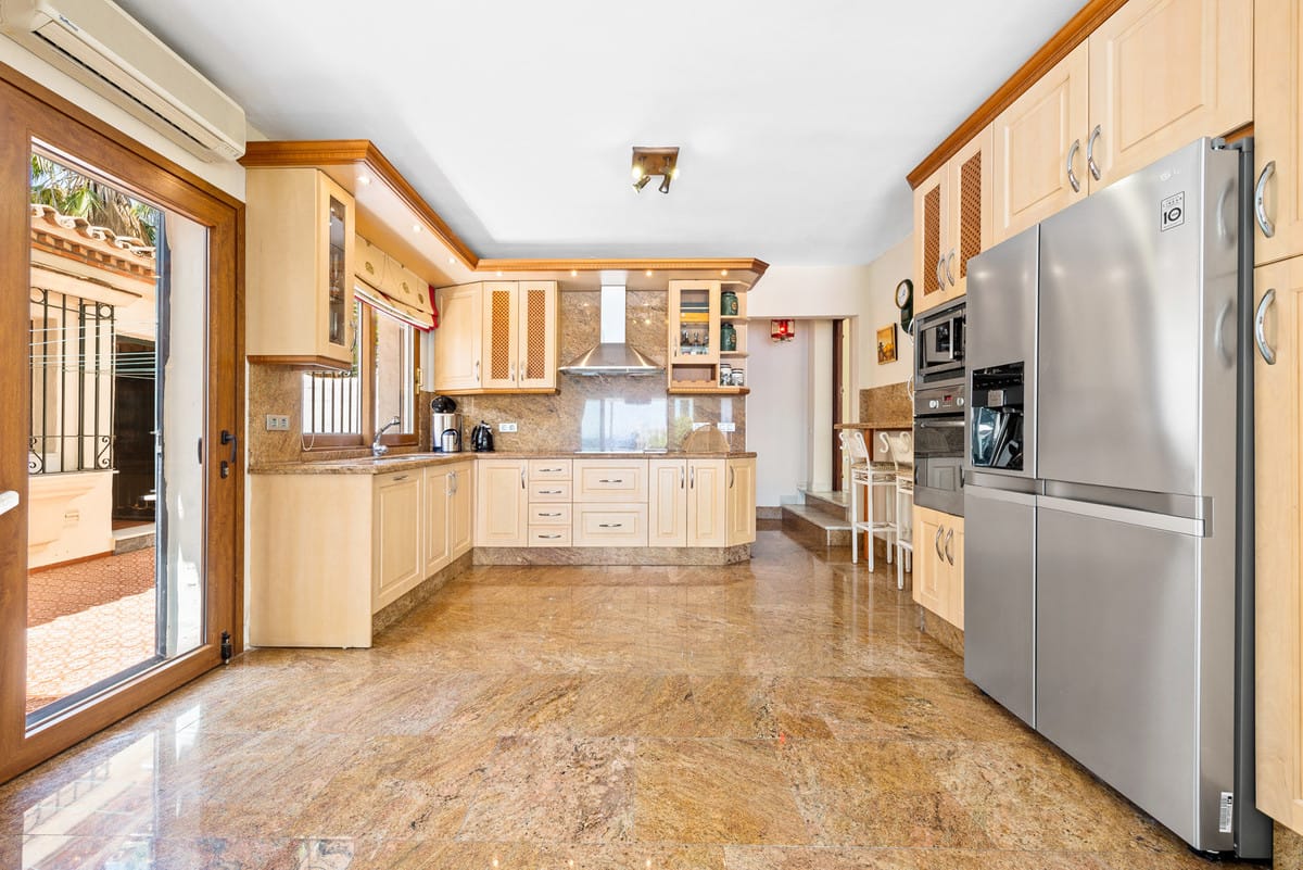 6-slaapkamer villa aan zee in Estepona in Estepona - foto 18