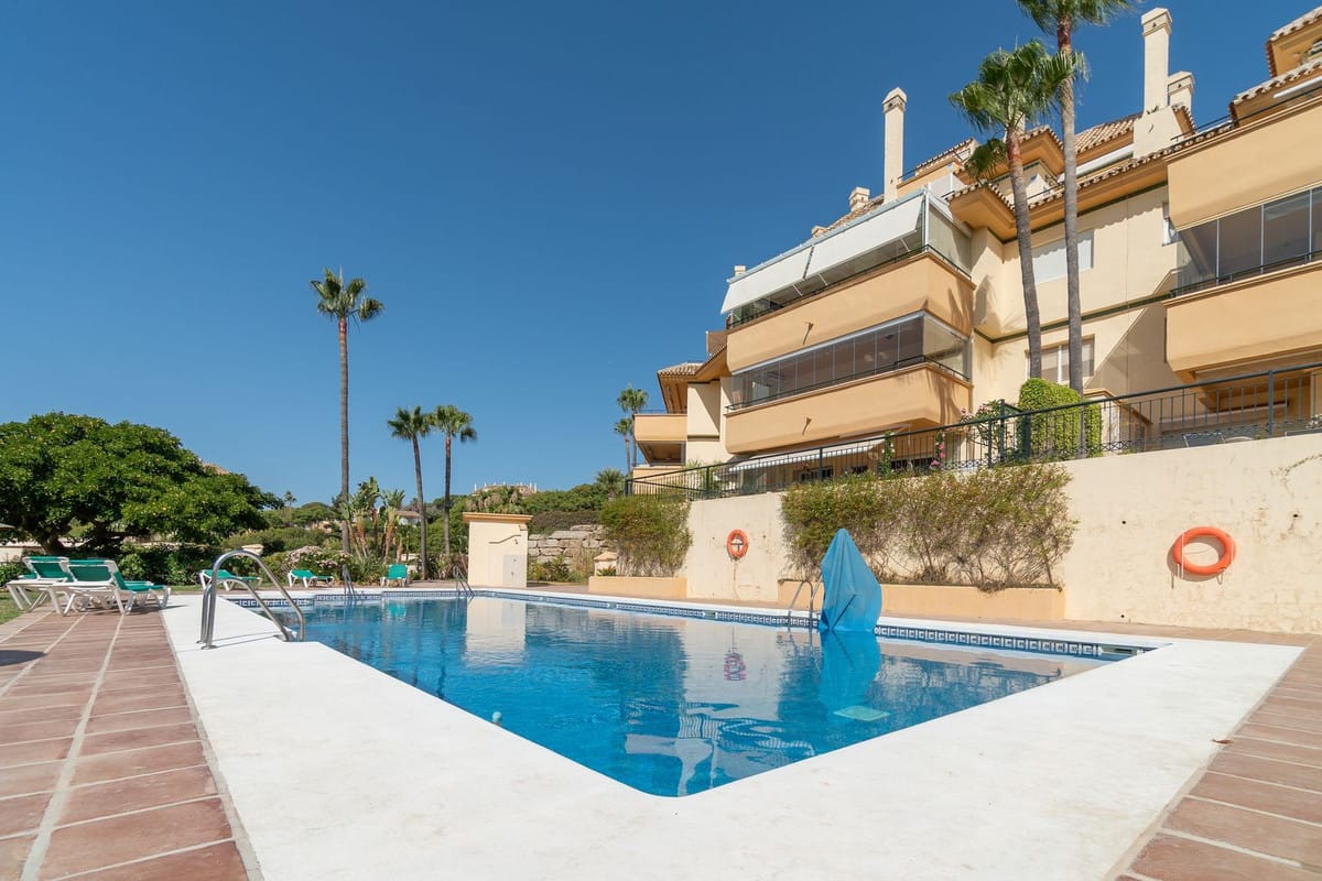 Drie-slaapkamer appartement in Elviria in Elviria - foto 17