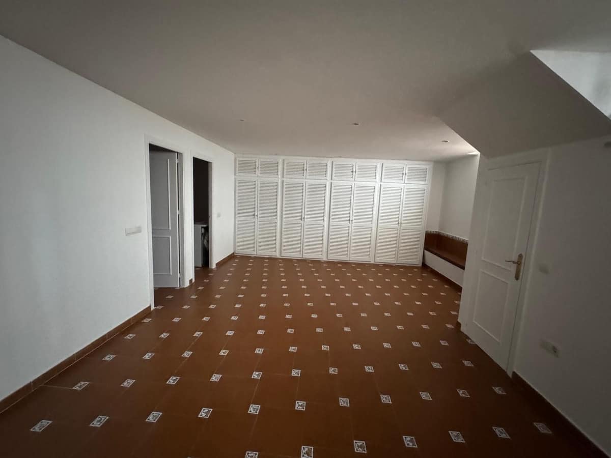 4-slaapkamer townhouse te koop in Marbella Centro – El Vergel in Marbella - foto 11