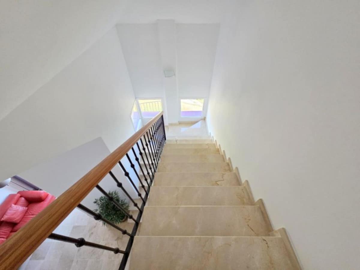 Drie-slaapkamer duplex-penthouse in La Duquesa in La Duquesa - foto 18
