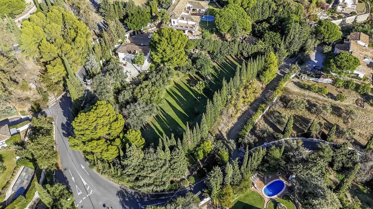 Kavel van 2.000 m² in La Alquería, Mijas in Mijas - foto 9