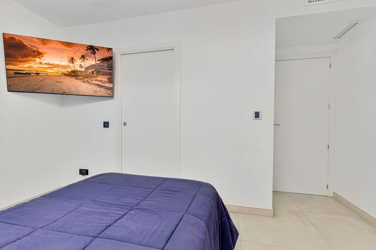 Appartement met 2 slaapkamers in Los Boliches, Málaga in Los Boliches - foto 12
