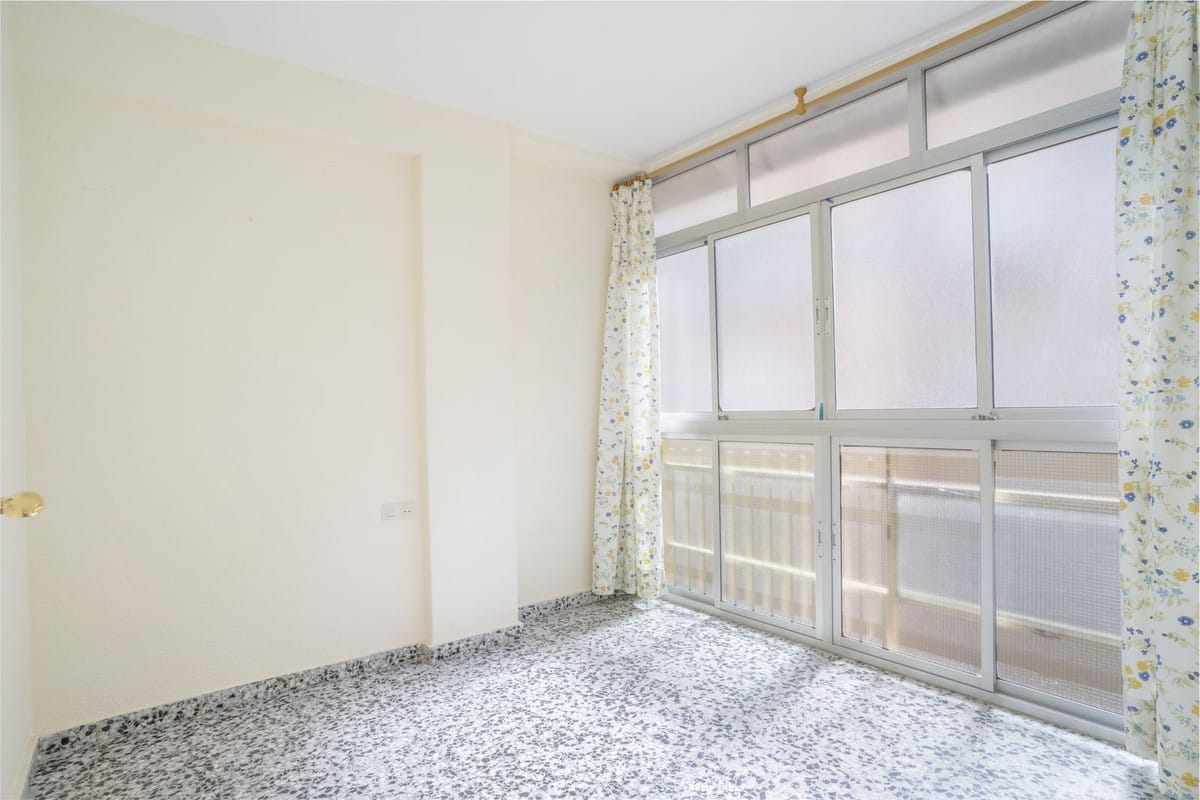 4 bedroom Apartment in Málaga in Málaga - foto 12