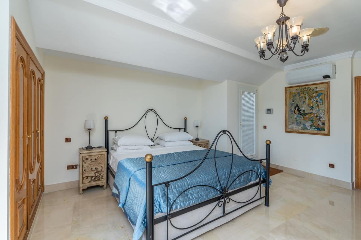 5-slaapkamer duplex penthouse in Marbella op 200 meter van het strand in Marbella - foto 10