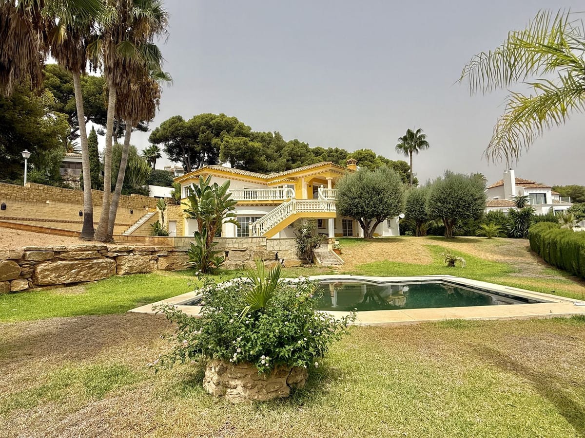 5-slaapkamer villa met zeezicht in Hacienda Las Chapas – renovatiekans in Hacienda Las Chapas - foto 2