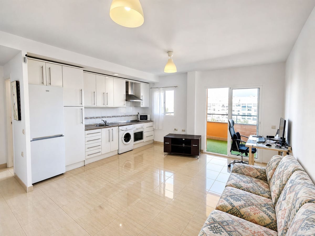Appartement met 1 slaapkamer, zeezicht en garage in San Luis de Sabinillas in San Luis de Sabinillas - foto 5