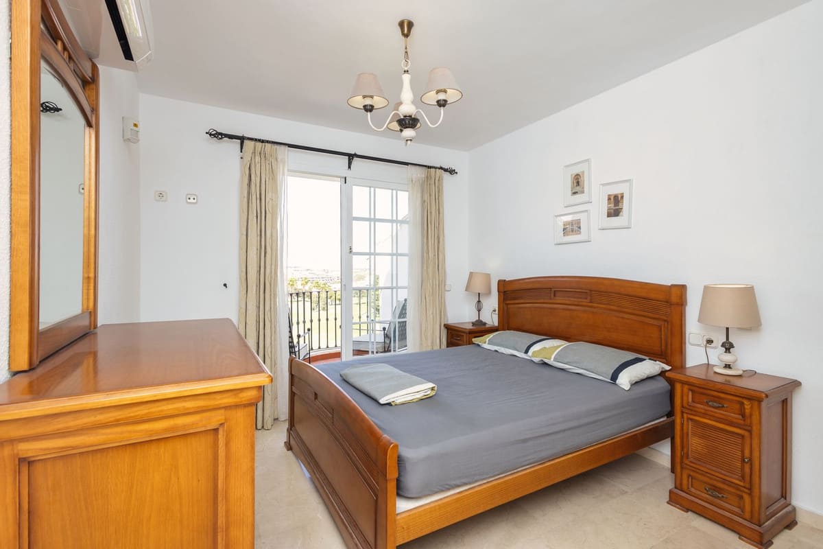 4-slaapkamerwoning in Riviera del Sol in Riviera del Sol - foto 15