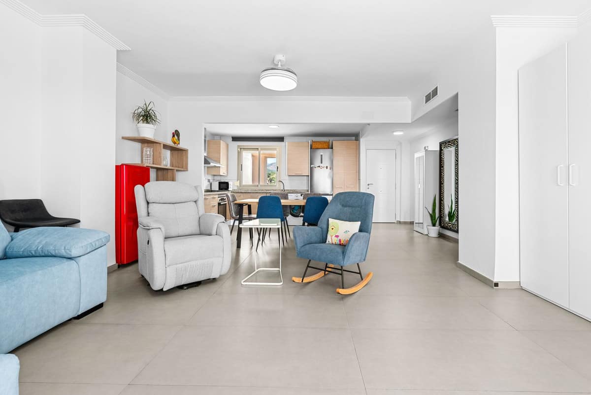 Elegant gerenoveerde penthouse met royaal privéterras aan de New Golden Mile in New Golden Mile - foto 7