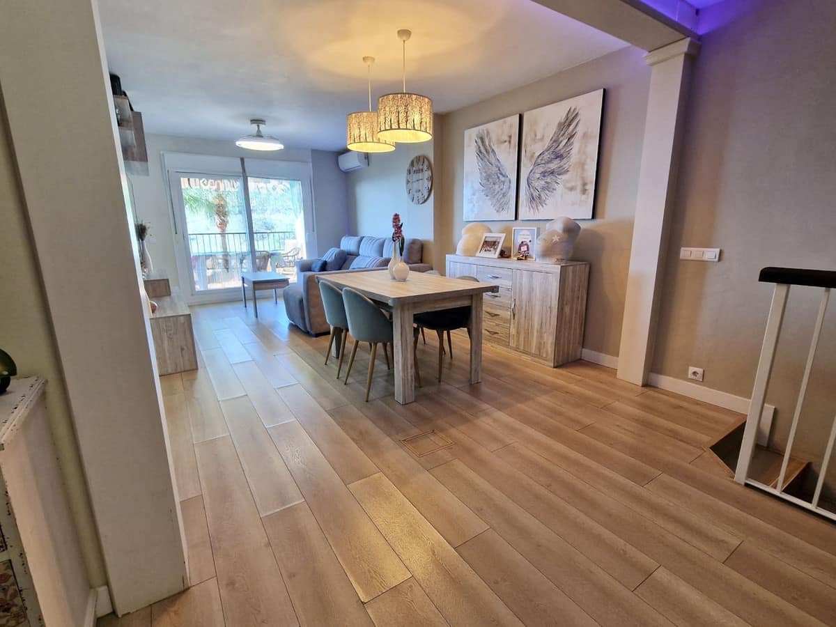 Drie-slaapkamer appartement in Riviera del Sol met zee- en zwembadzicht in Riviera del Sol - foto 10