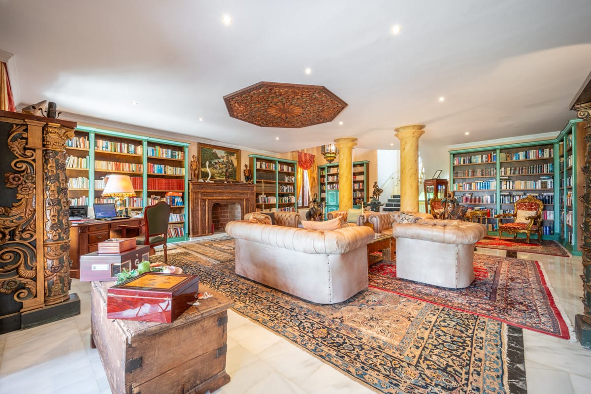 Villa met 9 slaapkamers in Estepona in Estepona - foto 7