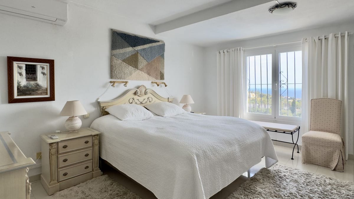 Villa met zee- en bergzicht in Mijas – 4 slaapkamers, privé verwarmd zwembad in Mijas - foto 14