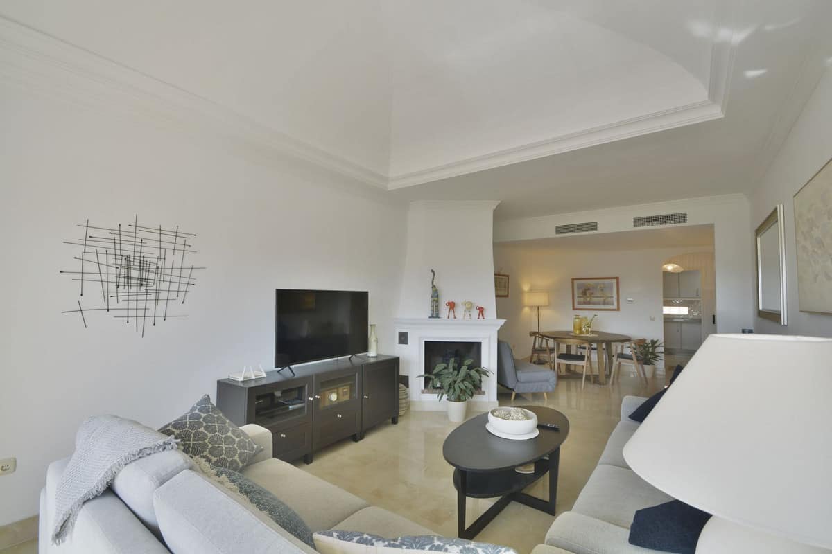 2 bedroom Apartment in Elviria in Elviria - foto 5