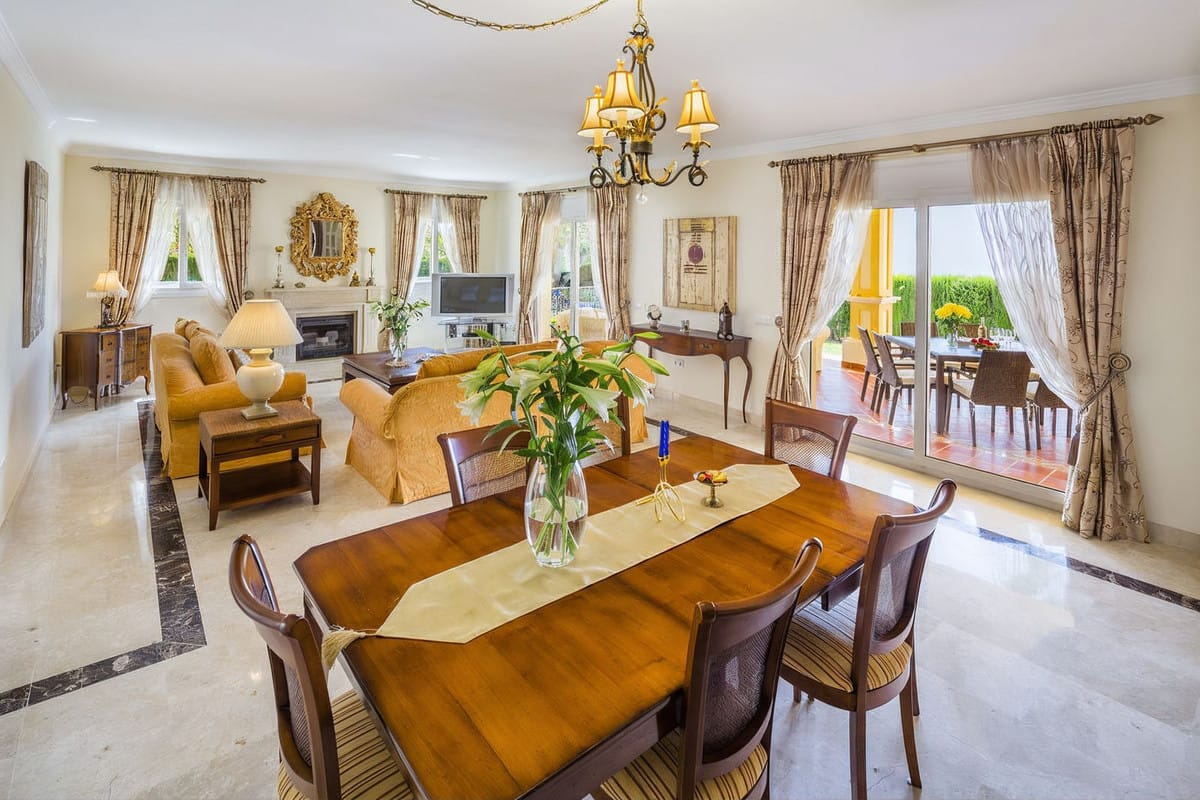 Villa met 4 slaapkamers in Elviria in Elviria - foto 3