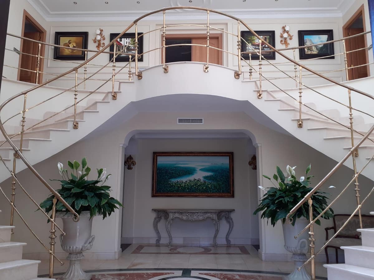 Villa met 4 slaapkamers in Estepona in Estepona - foto 3