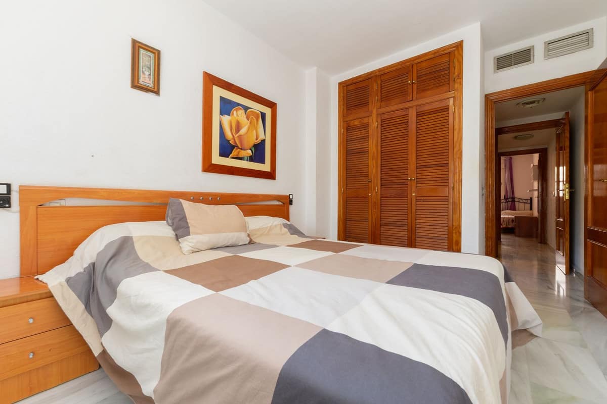 2 bedroom Apartment in Fuengirola in Fuengirola - foto 10