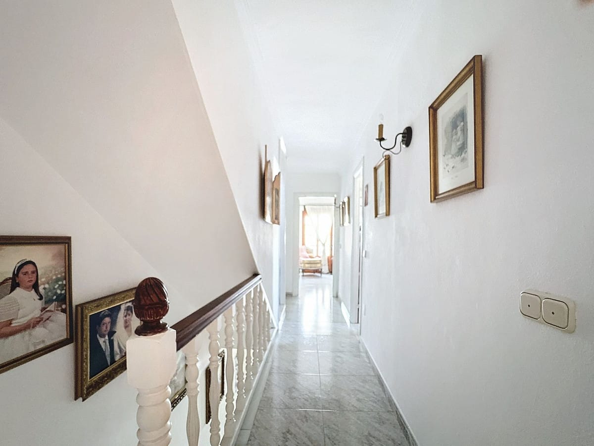 5-slaapkamerhuis in Estepona: twee woningen onder één akte in Estepona - foto 14