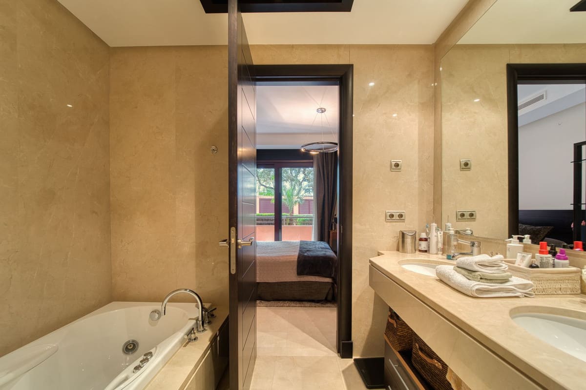 2-slaapkamer appartement in Nueva Andalucía in Nueva Andalucía - foto 5