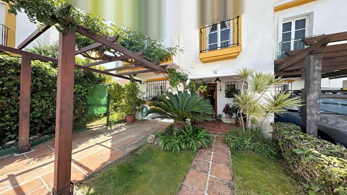 5-slaapkamer huis in Atalaya (Residencial Diana) in Atalaya - foto 2
