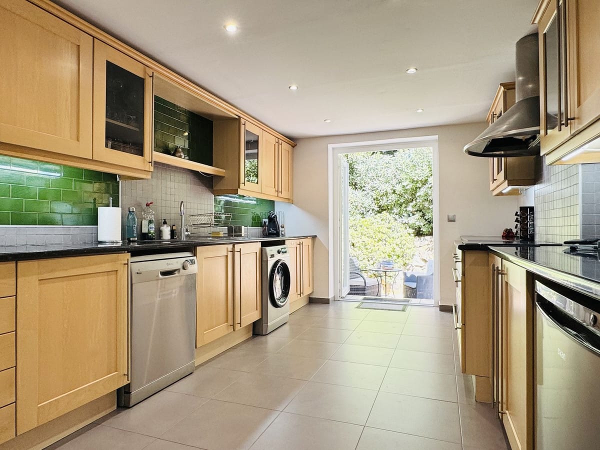 4-slaapkamer Stadswoning in La Duquesa in La Duquesa - foto 11